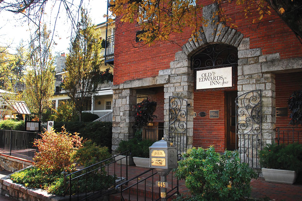 Old Edwards Inn And Spa - Historic Inn