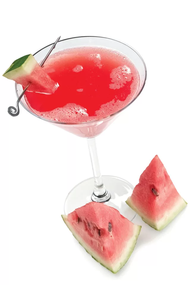 Summer Foods For A Smaller Waistline - Sparkling Watermelon Cocktail