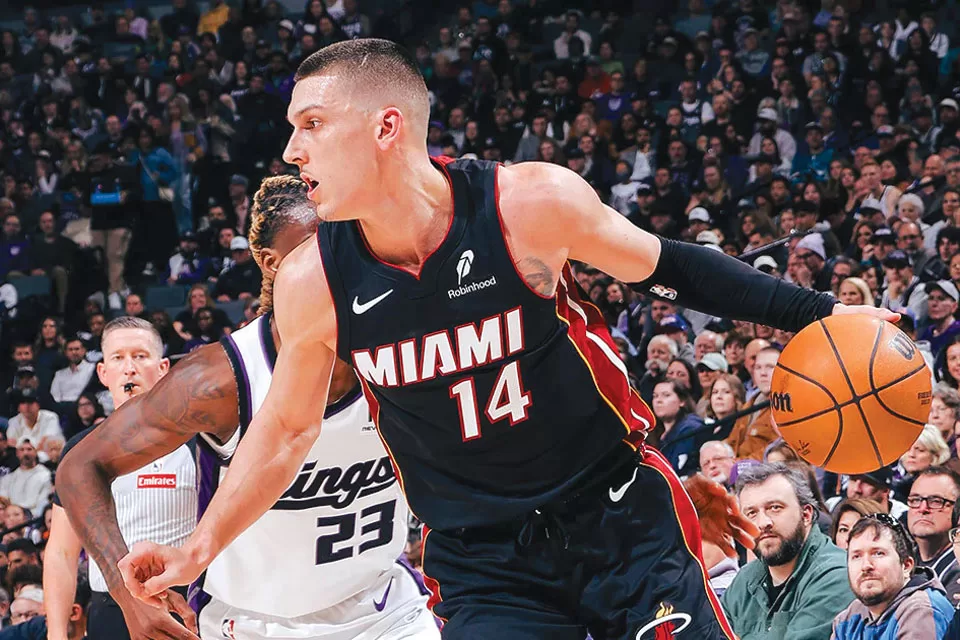 And The Heat Team Comes Stumbling Out Of The Gate And The Heat Team Comes Stumbling Out Of The Gate